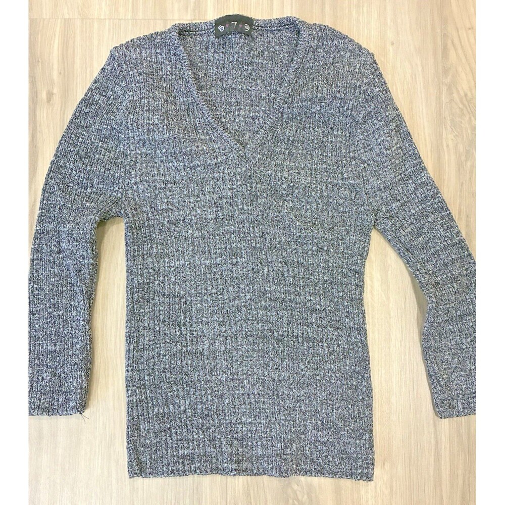 Vintage Y2K Ribbed Knit Sweater Top V-Neck Black & White Sz Small 5*7*9 Store